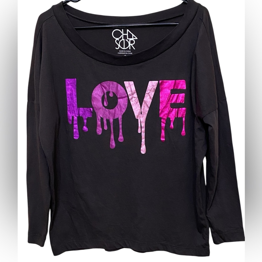 NWT Chaser black LS tee w/LOVE in colorful dip print. Soft oversized T Size S